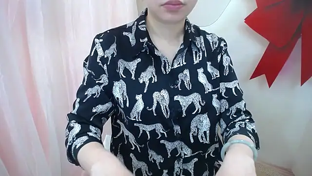 Snapshot of Leiershery chatting on October 15, 2025, 1:17 am Leiershery online show from October 15, 2025, 1:17 am