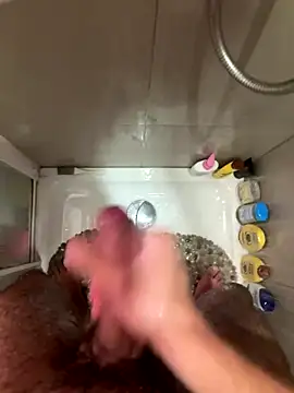 Snapshot of poporial chatting on October 9, 2025, 9:35 pm poporial online show from October 9, 2025, 9:35 pm