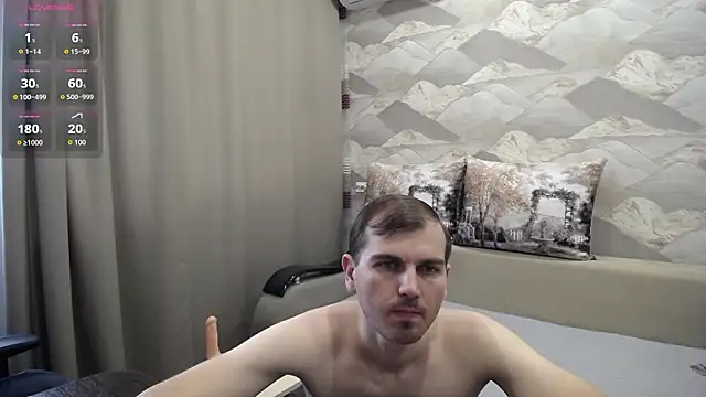 Snapshot of SerzhKorol1 chatting on March 19, 2026, 8:18 am SerzhKorol1 online show from March 19, 2026, 8:18 am