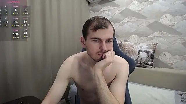 Snapshot of SerzhKorol1 chatting on March 24, 2026, 7:24 am SerzhKorol1 online show from March 24, 2026, 7:24 am