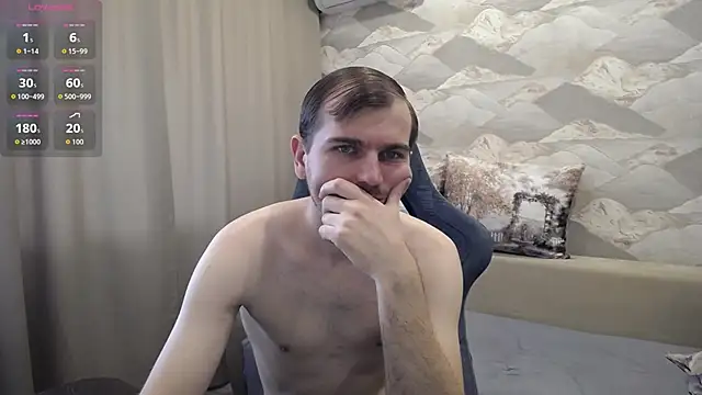 Snapshot of SerzhKorol1 chatting on April 6, 2026, 8:15 am SerzhKorol1 online show from April 6, 2026, 8:15 am