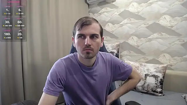 Snapshot of SerzhKorol1 chatting on April 12, 2026, 11:15 am SerzhKorol1 online show from April 12, 2026, 11:15 am