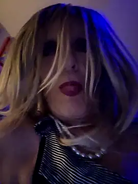 Snapshot of Vonniecd chatting on March 1, 2026, 4:58 am Vonniecd online show from March 1, 2026, 4:58 am