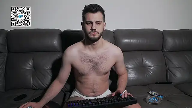 CrazyDom1 online show from April 1, 2026, 4:13 am