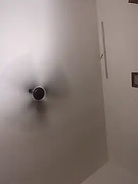 Snapshot of _IRRESISTIBLE_ chatting on November 8, 2025, 6:18 pm IRRESISTIBLE online show from November 8, 2025, 6:18 pm