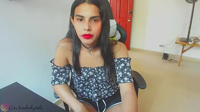 Snapshot of Kim_Wexler chatting on January 30, 2025, 7:15 pm Kim Wexler online show from January 30, 2025, 7:15 pm