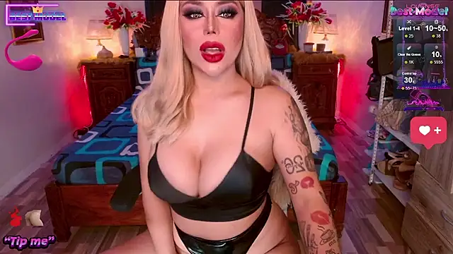 Magnificent Goddess online show from December 8, 2024, 11:35 am