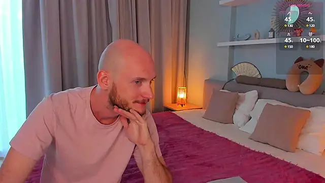 Snapshot of Liv_coy chatting on February 28, 2025, 10:30 am Liv coy online show from February 28, 2025, 10:30 am