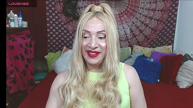 elena evans online show from February 6, 2026, 9:51 pm