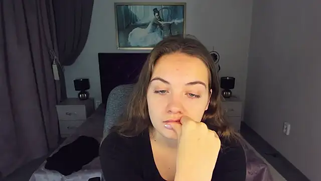 Snapshot of KristinaLoison chatting on December 20, 2024, 7:17 pm KristinaLoison online show from December 20, 2024, 7:17 pm