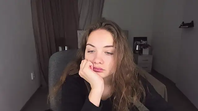 Snapshot of KristinaLoison chatting on December 28, 2024, 4:09 pm KristinaLoison online show from December 28, 2024, 4:09 pm