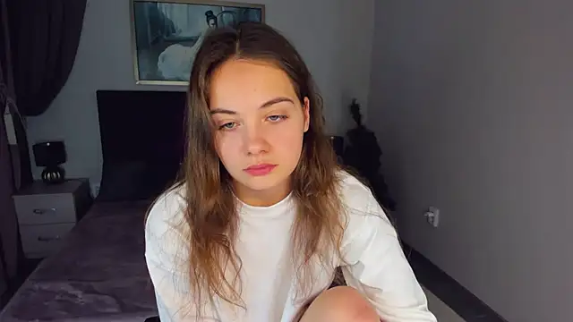 Snapshot of KristinaLoison chatting on January 12, 2025, 7:53 pm KristinaLoison online show from January 12, 2025, 7:53 pm