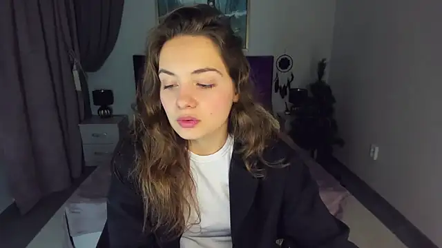 Snapshot of KristinaLoison chatting on January 19, 2025, 4:14 pm KristinaLoison online show from January 19, 2025, 4:14 pm