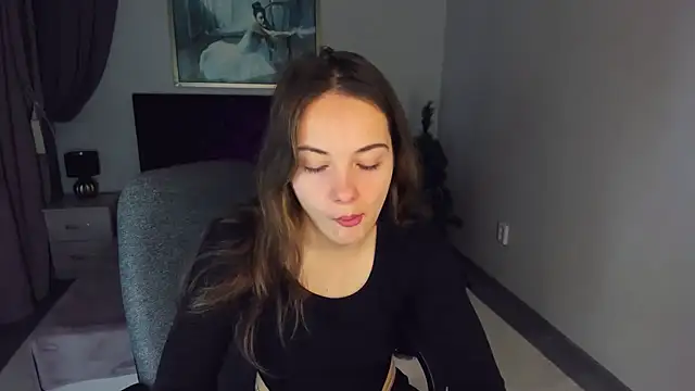 Snapshot of KristinaLoison chatting on January 20, 2025, 4:23 pm KristinaLoison online show from January 20, 2025, 4:23 pm