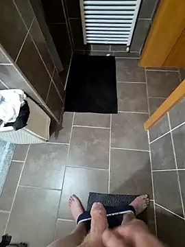 Snapshot of nicoco5757 chatting on March 1, 2026, 8:05 am nicoco5757 online show from March 1, 2026, 8:05 am