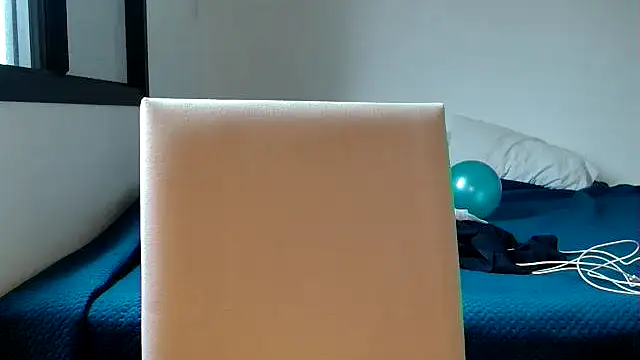 melaniepatterson online show from October 7, 2025, 2:47 pm