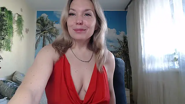 Snapshot of soaring_love chatting on October 2, 2025, 5:03 am soaring love online show from October 2, 2025, 5:03 am