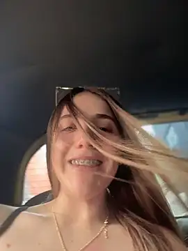 ShelbyHagen online show from November 16, 2025, 9:31 pm