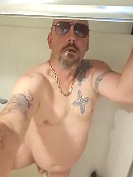 Littledick007007 online show from May 7, 2026, 11:48 am