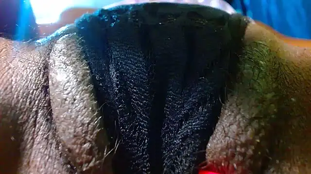 bethanywilson 23 online show from December 21, 2025, 5:31 pm