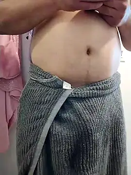 Snapshot of thickcocklatino chatting on December 18, 2025, 9:15 am thickcocklatino online show from December 18, 2025, 9:15 am