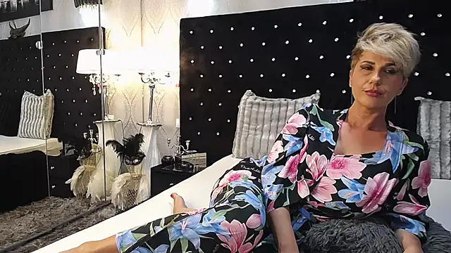 InannaStar online show from February 21, 2025, 10:39 am