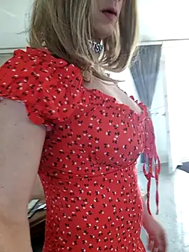 Snapshot of LanaSissy100 chatting on March 9, 2025, 11:47 am LanaSissy100 online show from March 9, 2025, 11:47 am