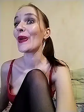 Snapshot of AimeeFair chatting on February 12, 2025, 7:35 pm AimeeFair online show from February 12, 2025, 7:35 pm