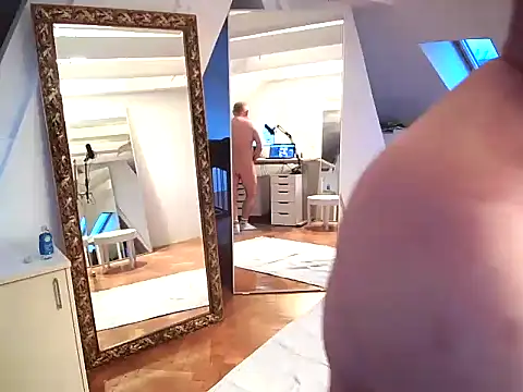 Snapshot of tobi_jerker chatting on March 23, 2025, 5:32 am tobi jerker online show from March 23, 2025, 5:32 am