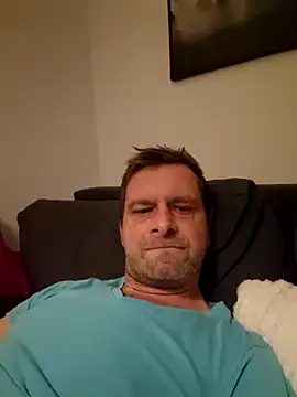 Snapshot of Mjn34 chatting on November 27, 2025, 6:37 am Mjn34 online show from November 27, 2025, 6:37 am