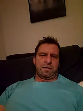 Snapshot of Mjn34 chatting on November 28, 2025, 6:27 am Mjn34 online show from November 28, 2025, 6:27 am