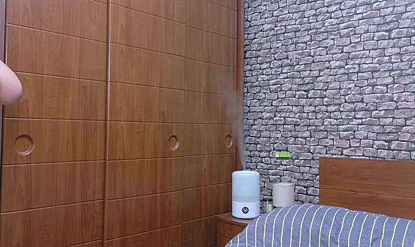 CuteBlondeMe online show from October 30, 2025, 3:46 pm