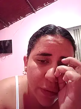 Snapshot of ValeriaSantos- chatting on December 15, 2024, 3:09 pm ValeriaSantos- online show from December 15, 2024, 3:09 pm