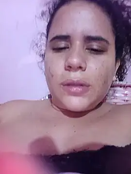 Snapshot of ValeriaSantos- chatting on February 19, 2025, 3:38 pm ValeriaSantos- online show from February 19, 2025, 3:38 pm