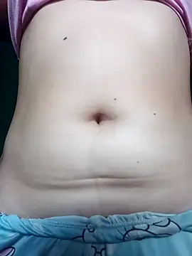 Snapshot of ValeriaSantos- chatting on March 8, 2025, 1:25 pm ValeriaSantos- online show from March 8, 2025, 1:25 pm