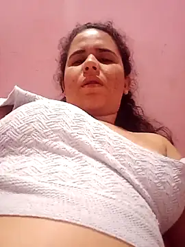 Snapshot of ValeriaSantos- chatting on March 11, 2025, 6:08 pm ValeriaSantos- online show from March 11, 2025, 6:08 pm