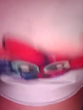 Snapshot of ValeriaSantos- chatting on October 10, 2025, 12:15 pm ValeriaSantos- online show from October 10, 2025, 12:15 pm