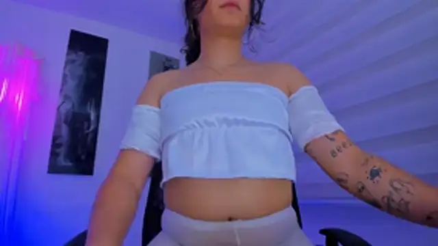 Snapshot of alask_pears0 chatting on October 24, 2025, 9:44 pm alask pears0 online show from October 24, 2025, 9:44 pm