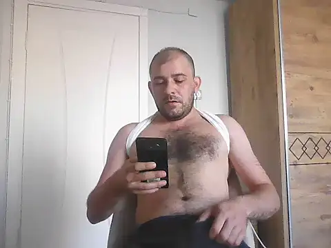 Snapshot of NiiiRvaNaa chatting on September 11, 2025, 5:07 am NiiiRvaNaa online show from September 11, 2025, 5:07 am