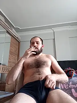 Snapshot of NiiiRvaNaa chatting on October 15, 2025, 6:35 am NiiiRvaNaa online show from October 15, 2025, 6:35 am