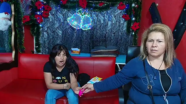 lesbiancuple online show from January 7, 2025, 12:24 am