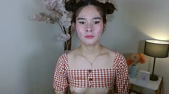 Snapshot of Mimi_Cums chatting on February 26, 2025, 4:35 pm Mimi Cums online show from February 26, 2025, 4:35 pm