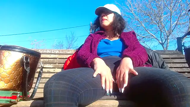 SquirtyMellissaLabia online show from March 6, 2025, 7:25 am