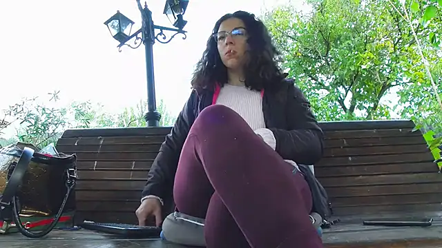 SquirtyMellissaLabia online show from October 9, 2025, 6:00 am