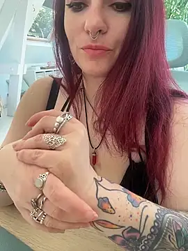 LunaMoongirl online show from March 19, 2026, 11:14 am