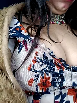 Snapshot of SIDDHAA--897 chatting on January 7, 2025, 2:53 am SIDDHAA--897 online show from January 7, 2025, 2:53 am