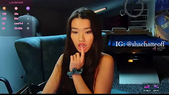 Snapshot of shachatteof chatting on October 13, 2025, 8:36 am shachatteof online show from October 13, 2025, 8:36 am