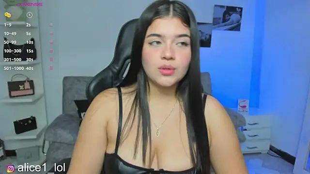 candy alicee online show from November 22, 2025, 5:06 am