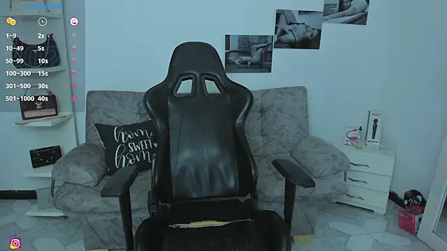 Snapshot of candy_alicee chatting on March 18, 2026, 1:31 am candy alicee online show from March 18, 2026, 1:31 am