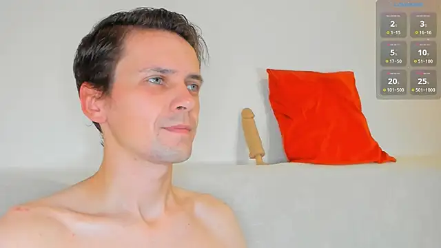 Snapshot of Jasper_Sun chatting on October 10, 2025, 8:41 pm Jasper Sun online show from October 10, 2025, 8:41 pm